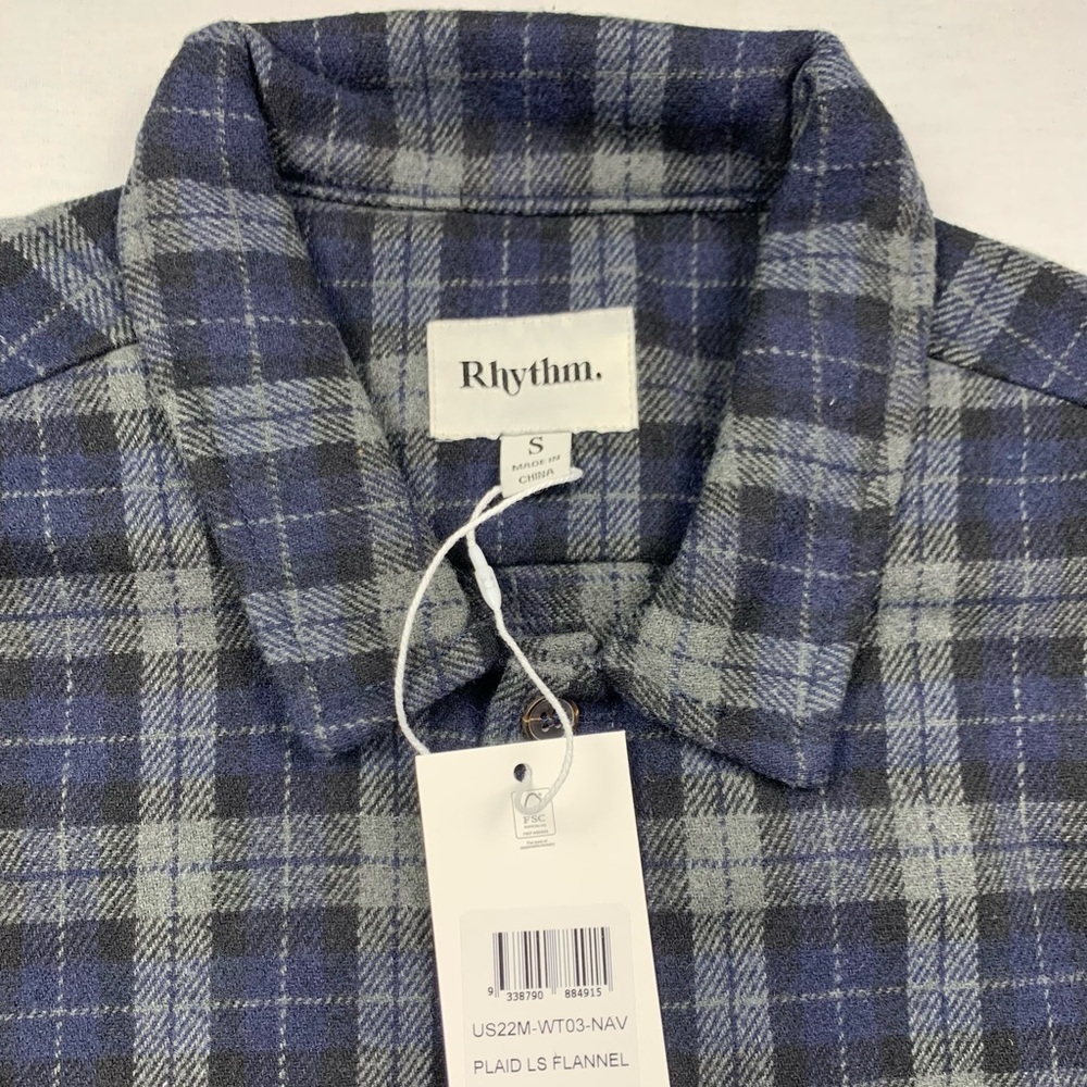NWT Rhythm Men’s Plaid Flannel Shirt in Navy Blue